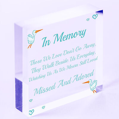 In Memory Of Those We Love Wooden Hanging Heart Memorial Plaque Heaven Sign Gift